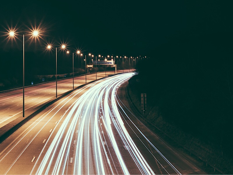 Trafikljus på natten