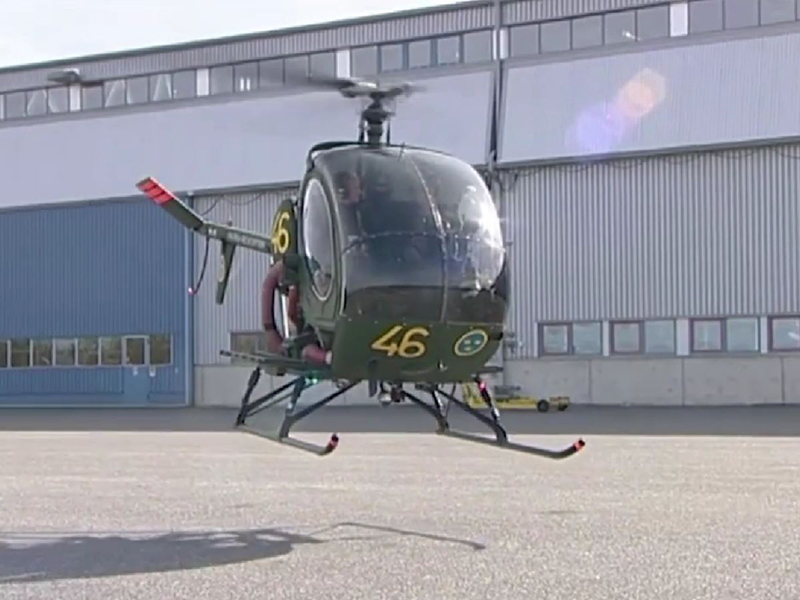 Helikopter som landar.