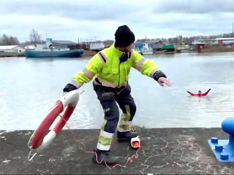 livräddning i hamn